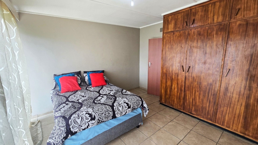 1 Bedroom Property for Sale in Navalsig Free State